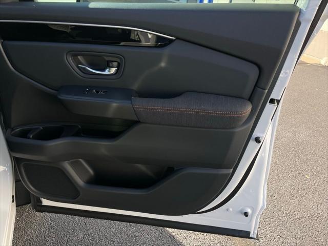 Photo of 2025 Platinum White Pearl Honda Pilot