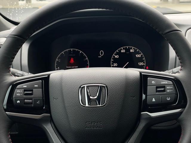 Photo of 2025 Platinum White Pearl Honda Odyssey