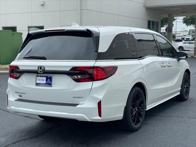 Photo of 2025 Platinum White Pearl Honda Odyssey