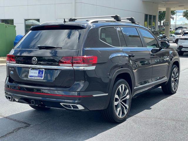 Photo of 2021 Deep Black Pearl Volkswagen Atlas
