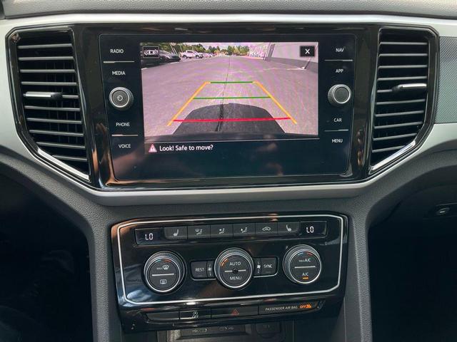 Photo of 2021 Deep Black Pearl Volkswagen Atlas