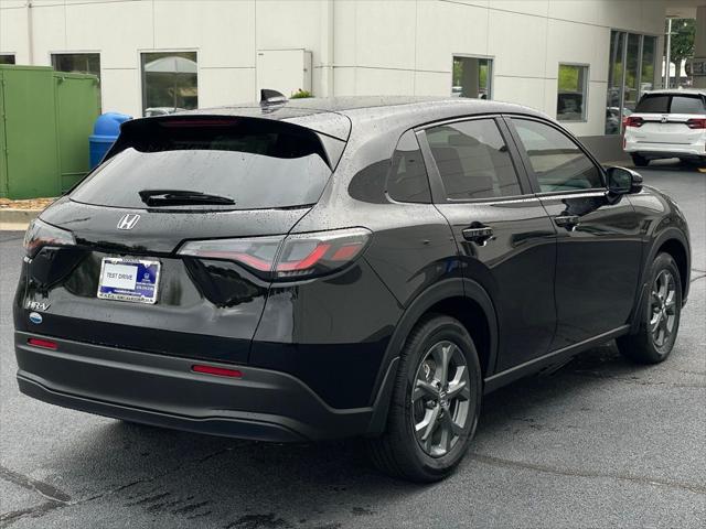 Photo of 2026 Crystal Black Pearl Honda HR-V