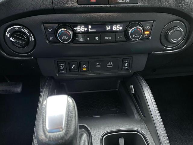 Photo of 2022 Tactical Green Metallic Nissan Frontier
