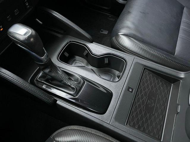 Photo of 2022 Tactical Green Metallic Nissan Frontier