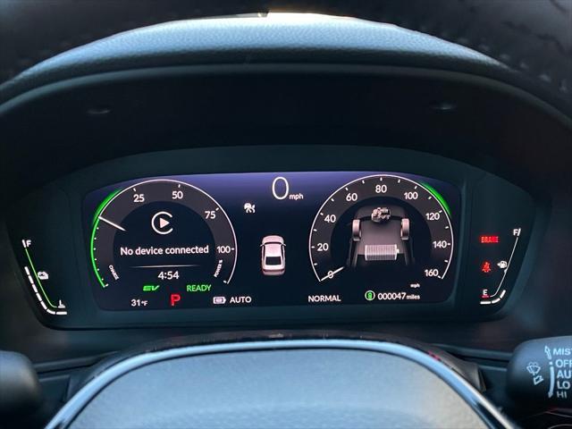Photo of 2025 Platinum White Pearl Honda Accord Hybrid