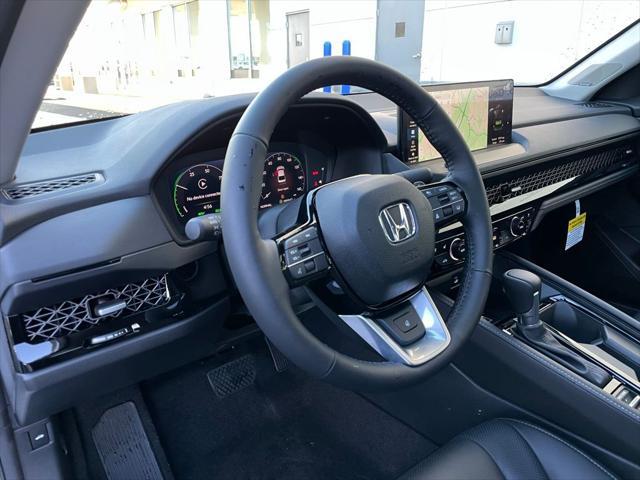 Photo of 2025 Platinum White Pearl Honda Accord Hybrid