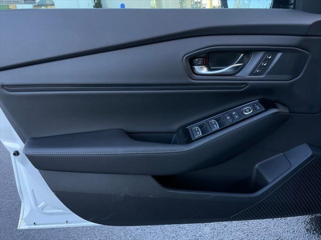 Photo of 2025 Platinum White Pearl Honda Accord Hybrid