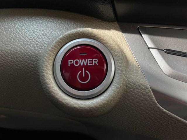 Photo of 2015 Champagne Frost Honda Accord Hybrid