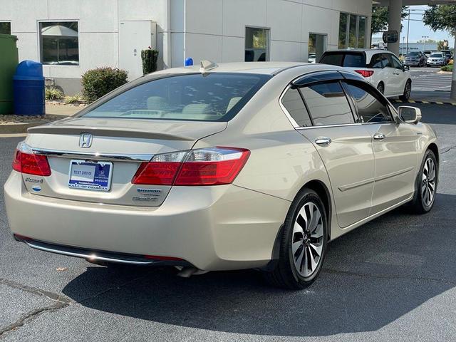 Photo of 2015 Champagne Frost Honda Accord Hybrid