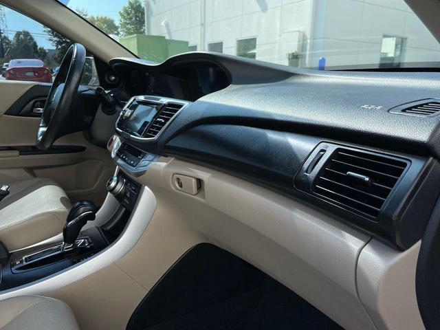 Photo of 2015 Champagne Frost Honda Accord Hybrid
