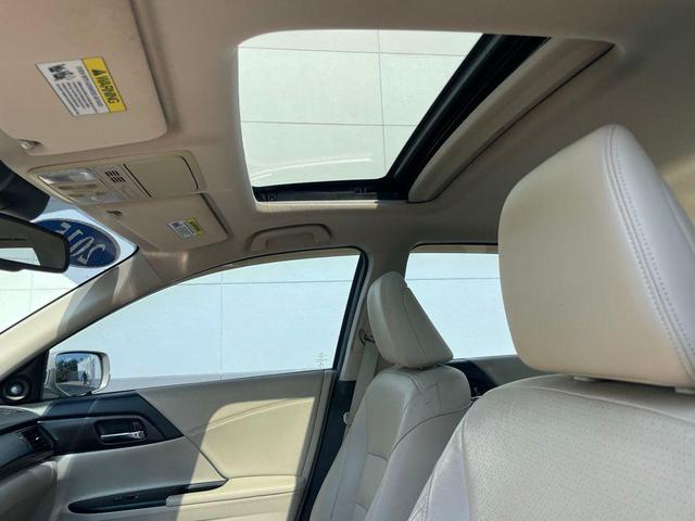 Photo of 2015 Champagne Frost Honda Accord Hybrid