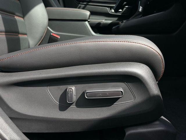 Photo of 2026 Meteorite Gray Metallic Honda CR-V Hybrid