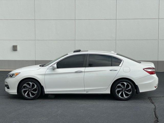 Photo of 2017 White Orchid Pearl Honda Accord