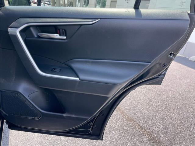Photo of 2022 Midnight Black Metallic Toyota RAV4
