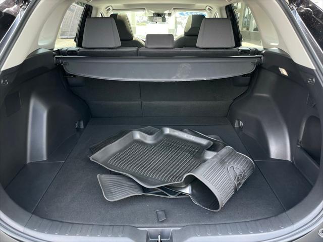 Photo of 2022 Midnight Black Metallic Toyota RAV4