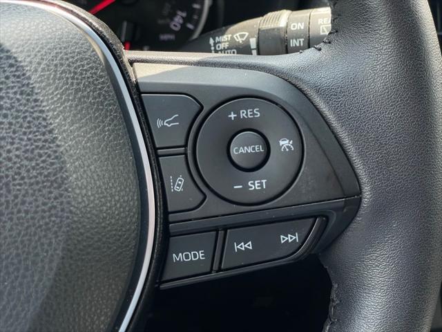 Photo of 2022 Midnight Black Metallic Toyota RAV4