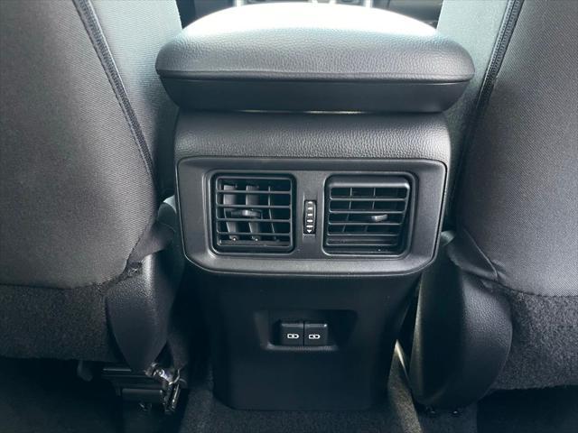 Photo of 2022 Midnight Black Metallic Toyota RAV4