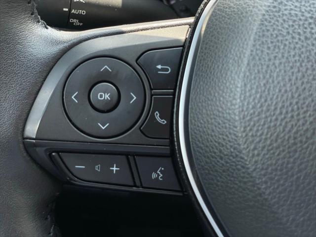 Photo of 2022 Midnight Black Metallic Toyota RAV4