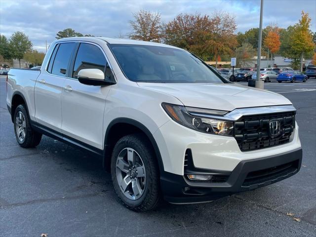 Photo of 2025 Platinum White Pearl Honda Ridgeline