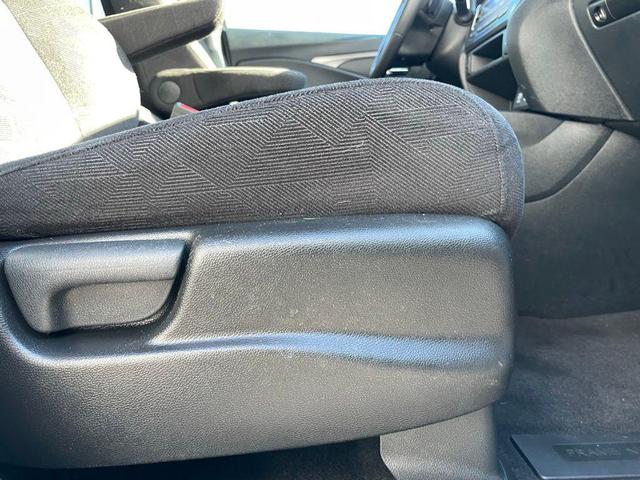 Photo of 2022 Platinum White Pearl Honda Pilot