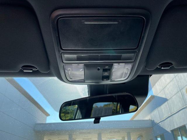 Photo of 2022 Platinum White Pearl Honda Pilot
