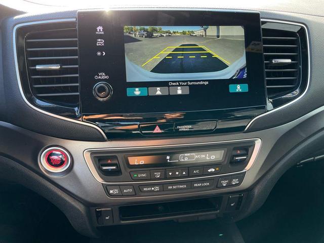Photo of 2022 Platinum White Pearl Honda Pilot