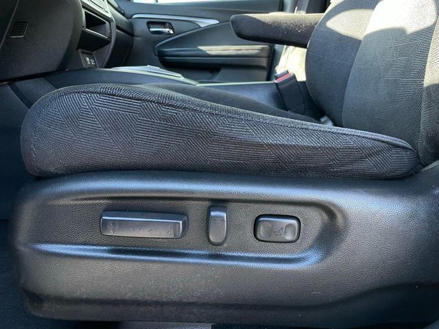 Photo of 2022 Platinum White Pearl Honda Pilot