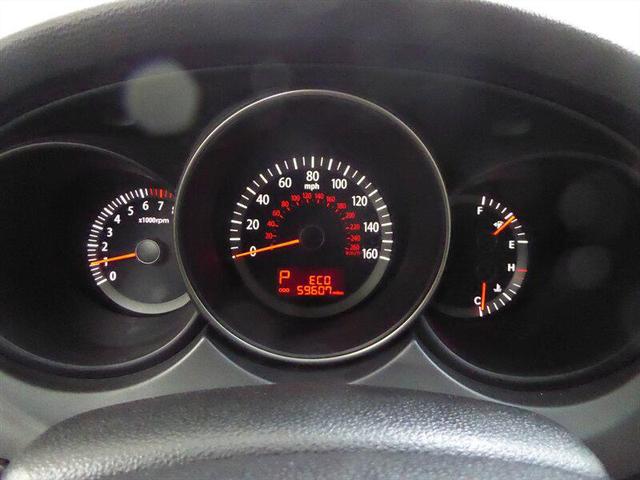 Photo of 2009 Clear White Kia Optima