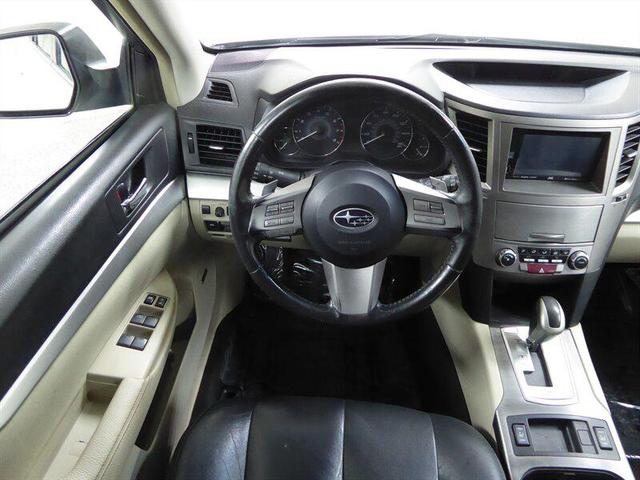 Photo of 2010 Satin White Pearl Subaru Outback