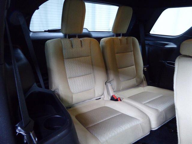 Photo of 2016 Shadow Black Ford Explorer