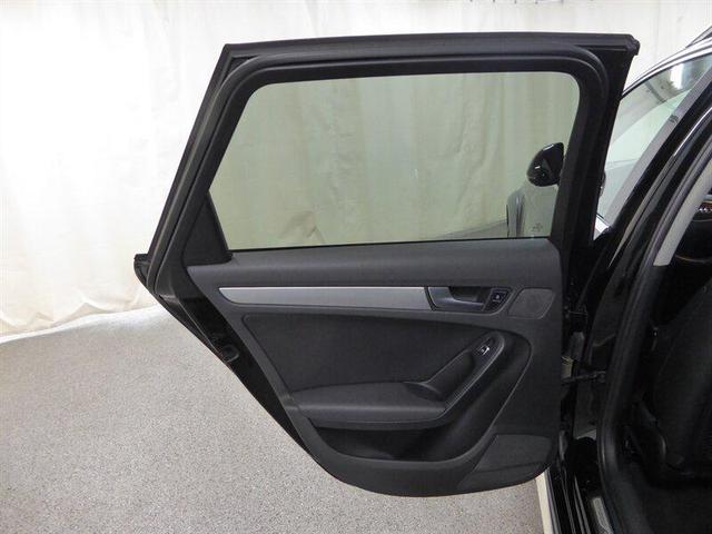 Photo of 2014 Brilliant Black Audi allroad