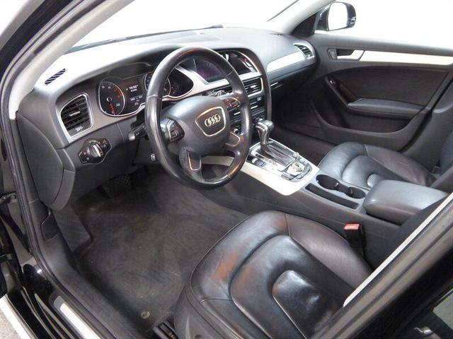 Photo of 2014 Brilliant Black Audi allroad