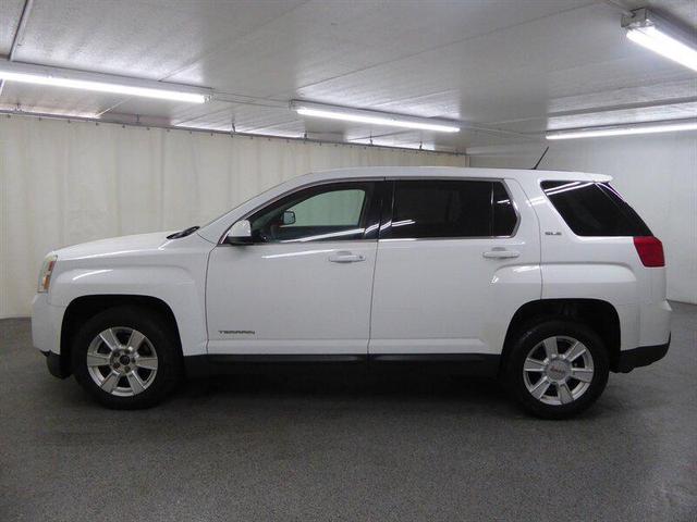 Photo of 2013 Summit White GMC Terrain
