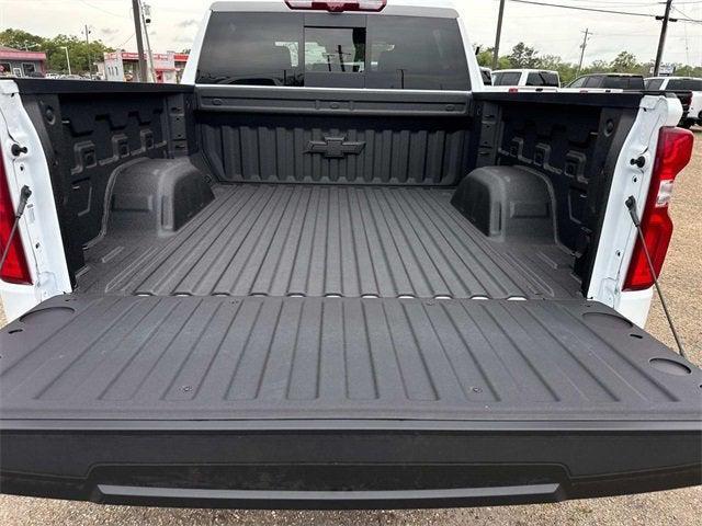 Photo of 2025 Summit White Chevrolet Silverado 1500