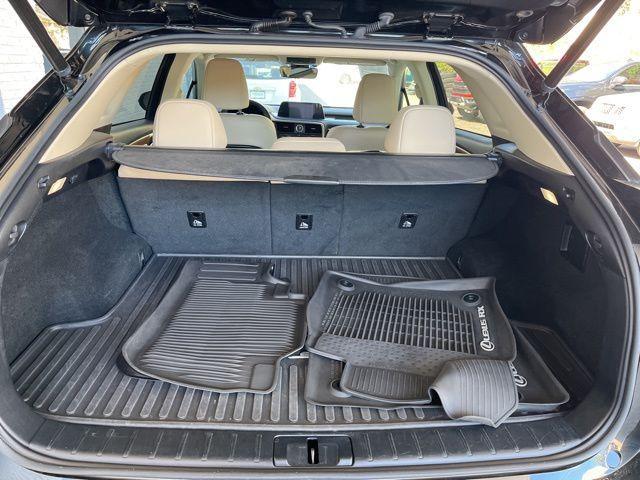 Photo of 2022 Black Lexus RX 350
