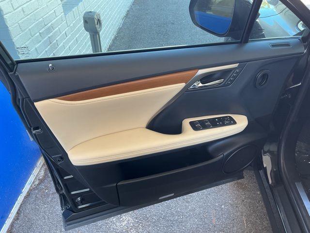Photo of 2022 Black Lexus RX 350