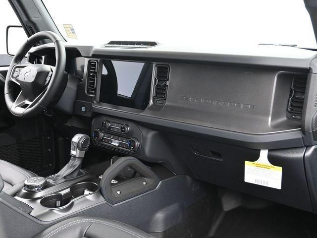 Photo of 2025 Shadow Black Ford Bronco