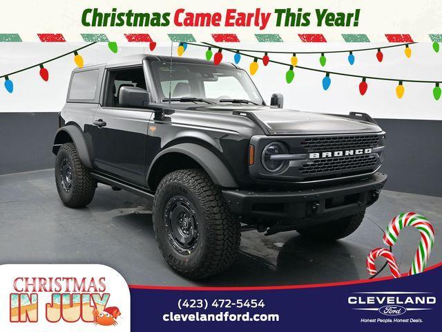 Photo of 2025 Shadow Black Ford Bronco