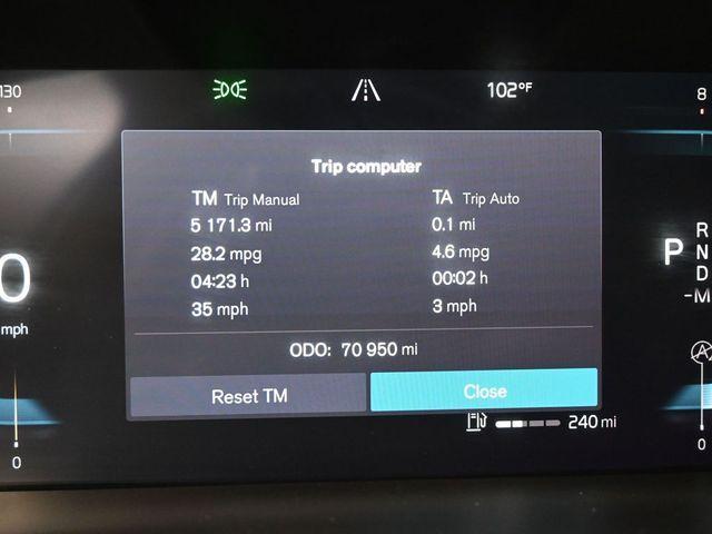 Photo of 2022 Blue Volvo XC60