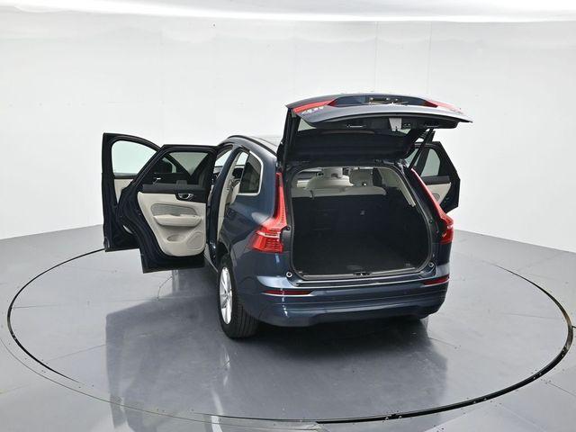 Photo of 2022 Blue Volvo XC60