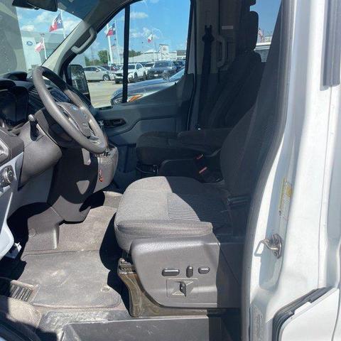 Photo of 2019 Oxford White Ford Transit-350