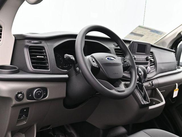 Photo of 2025 Oxford White Ford Transit-150