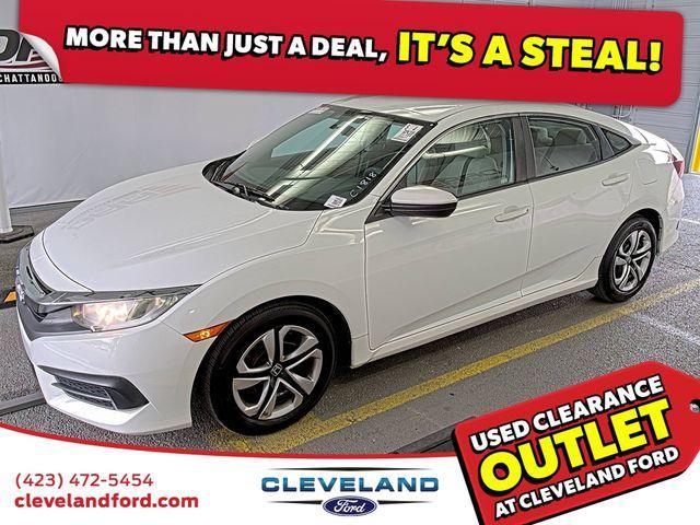 Photo of 2016 White Honda Civic