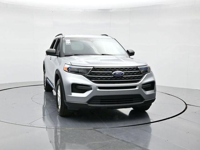 Photo of 2021 Silver Ford Explorer