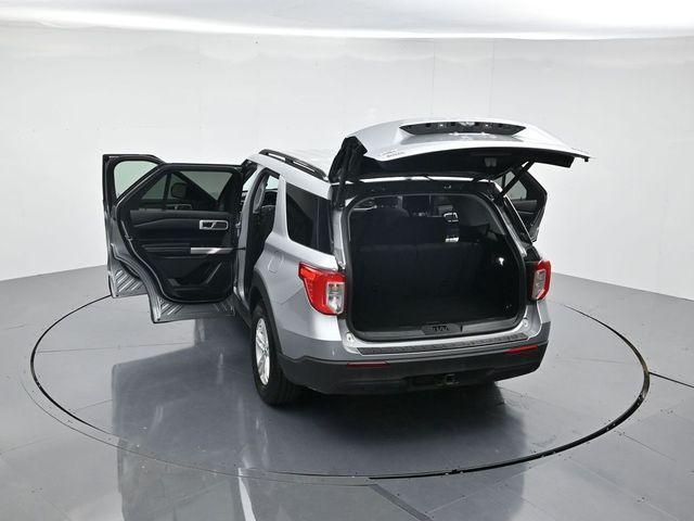 Photo of 2021 Silver Ford Explorer