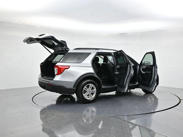 Photo of 2021 Silver Ford Explorer
