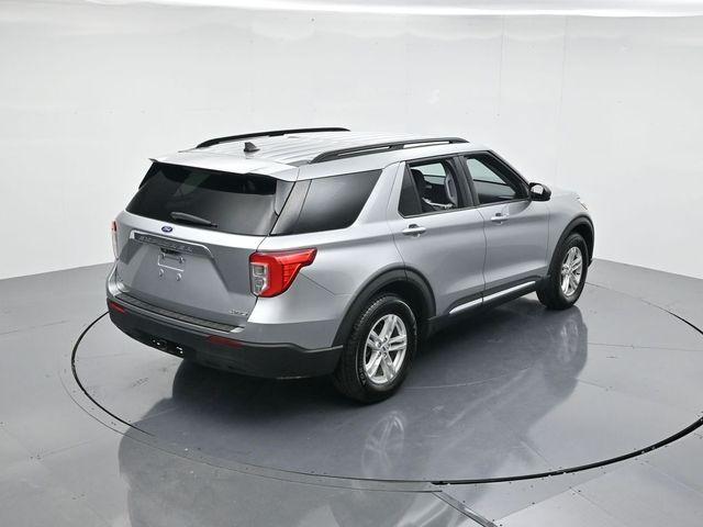 Photo of 2021 Silver Ford Explorer