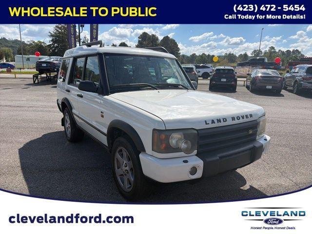 Photo of 2004 White Land Rover Discovery