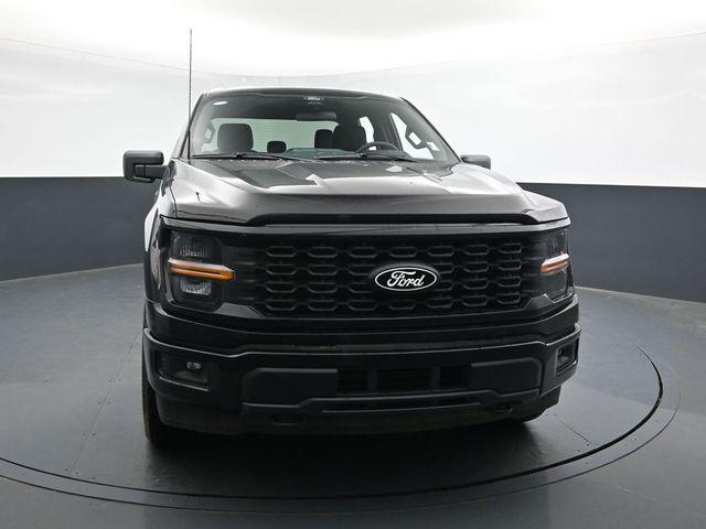 Photo of 2025 Oxford White Ford F-150