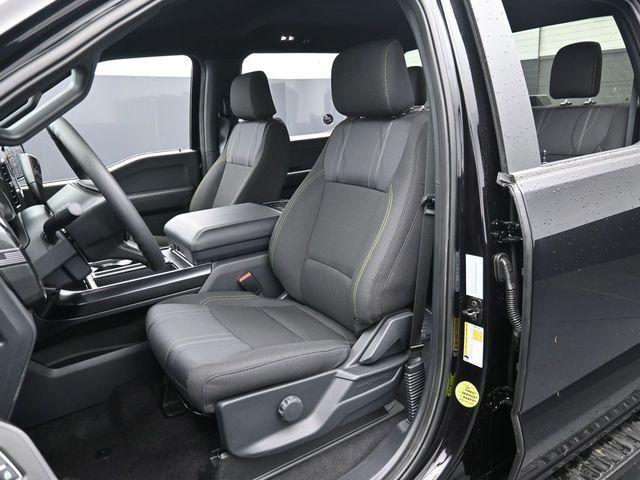 Photo of 2025 Oxford White Ford F-150